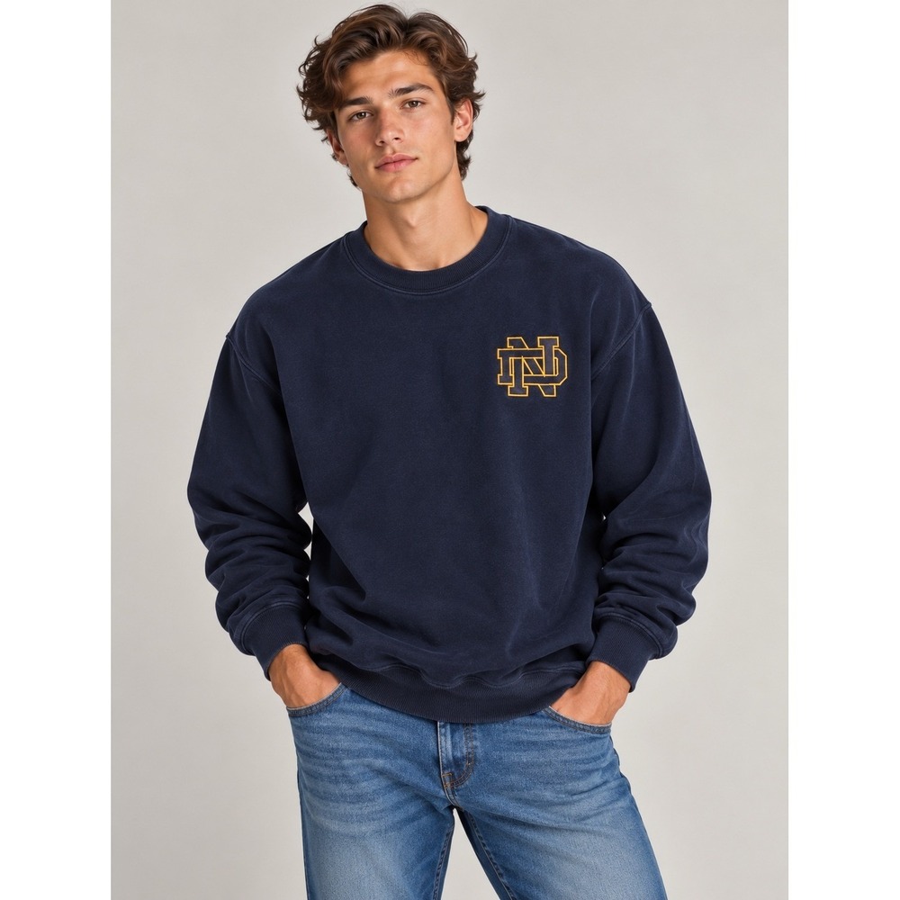 Gildan Navy Notre Dame Fighting Irish Embroidered Pullover Sweatshirt, L